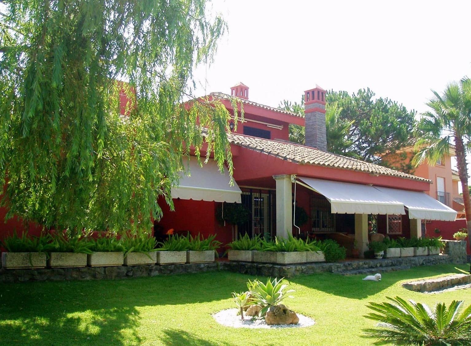 5 bedroom Villa for sale in Novo Sancti Petri with pool garage - € 1,200,000 (Ref: 9626721)