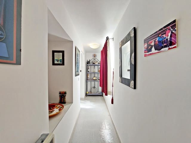 2 bedroom Apartment for sale in Medina-Sidonia - € 134,995 (Ref: 9665238)