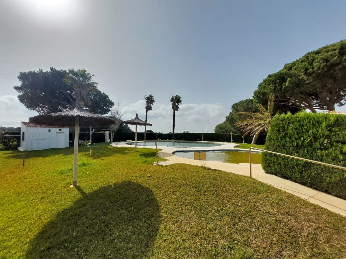 2 sovrum Hus till salu i Chiclana de la Frontera med pool garage - 225 000 € (Ref: 9665239)