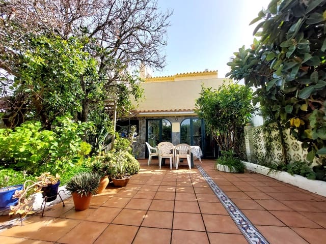 2 sovrum Hus till salu i Chiclana de la Frontera med pool garage - 225 000 € (Ref: 9665239)