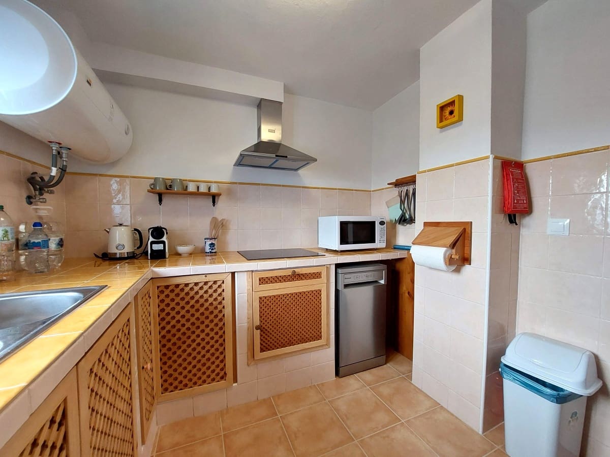 2 bedroom Townhouse for sale in Alcala de los Gazules with garage - € 89,800 (Ref: 9699305)
