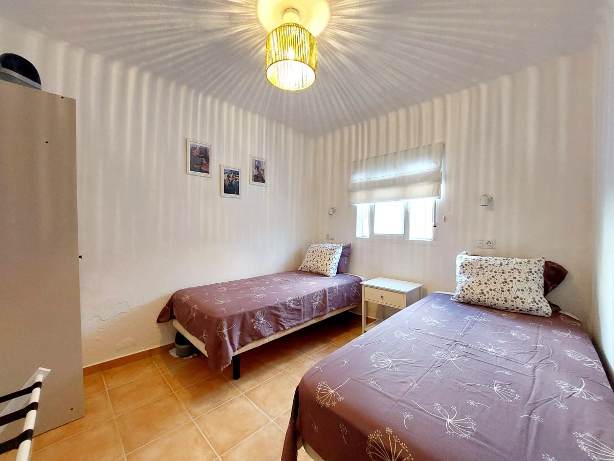 2 bedroom Townhouse for sale in Alcala de los Gazules with garage - € 89,800 (Ref: 9699305)