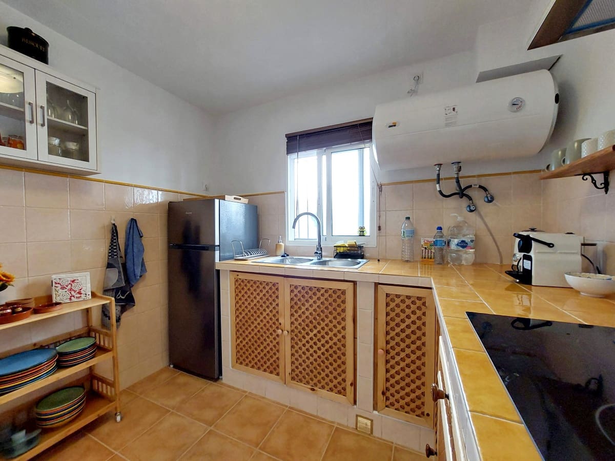 2 bedroom Townhouse for sale in Alcala de los Gazules with garage - € 89,800 (Ref: 9699305)