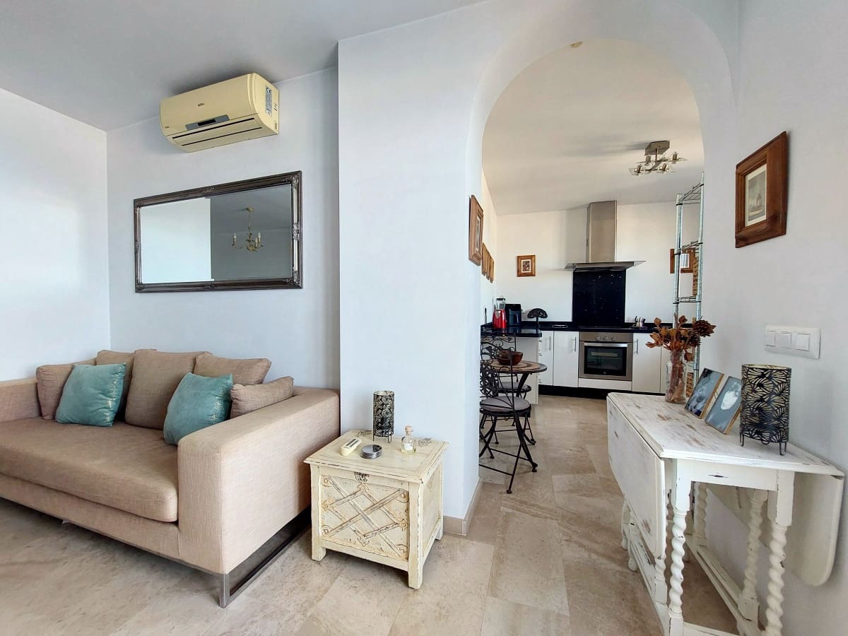 2 bedroom Townhouse for sale in Medina-Sidonia - € 285,000 (Ref: 9788848)