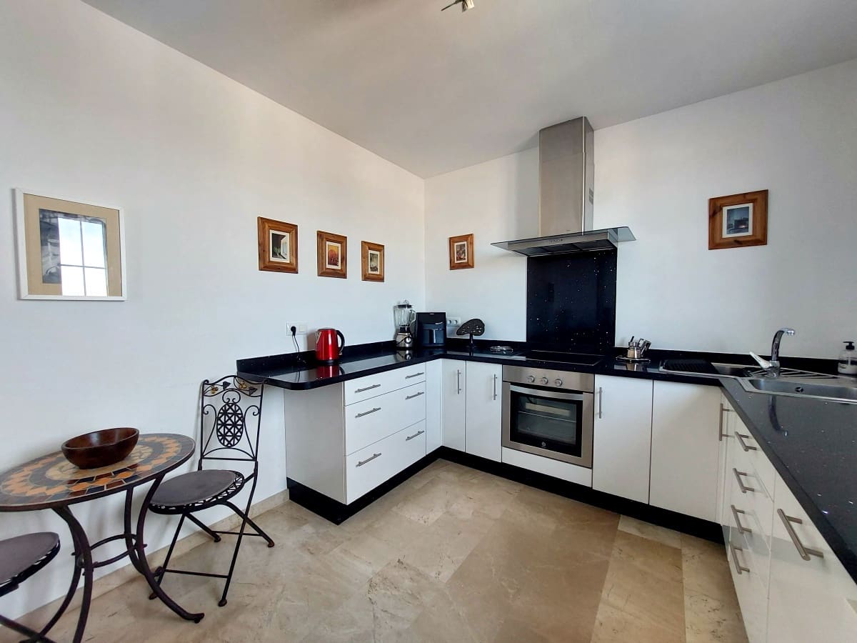 2 bedroom Townhouse for sale in Medina-Sidonia - € 285,000 (Ref: 9788848)