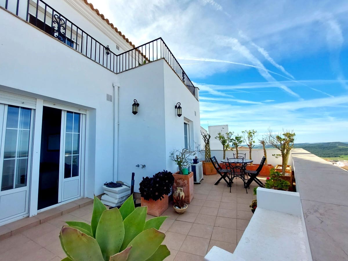 2 bedroom Townhouse for sale in Medina-Sidonia - € 285,000 (Ref: 9788848)