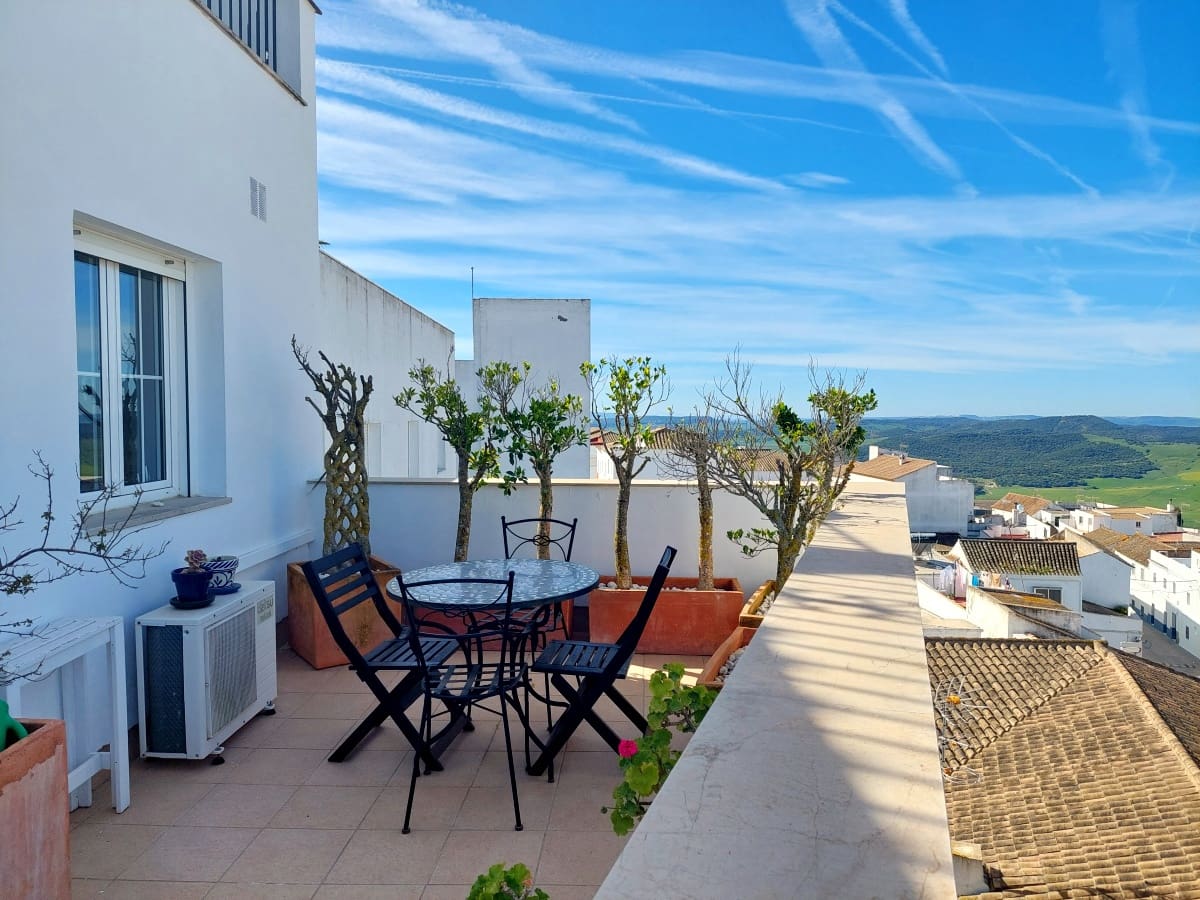 2 bedroom Townhouse for sale in Medina-Sidonia - € 285,000 (Ref: 9788848)