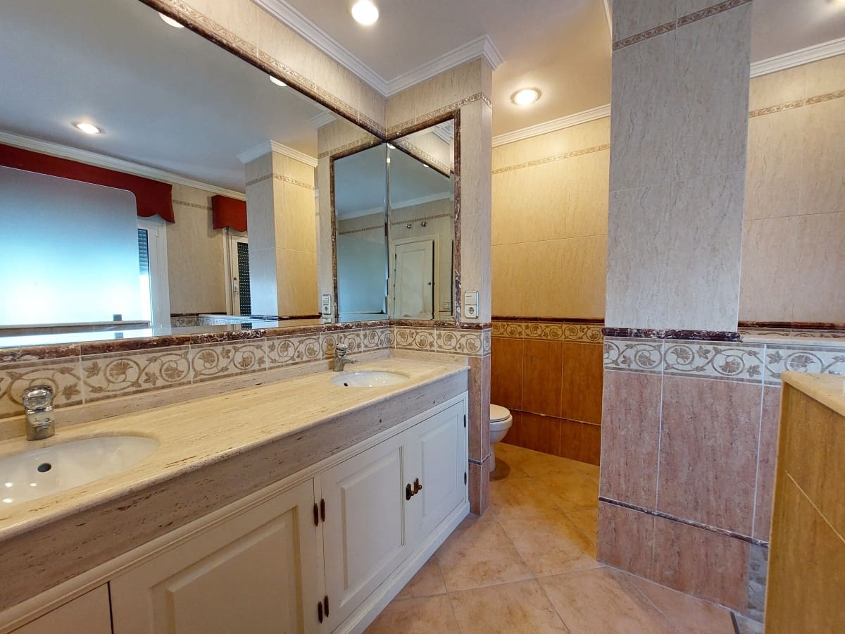 5 sypialnia Dom na sprzedaż w Medina-Sidonia z garażem - 598 950 € (Ref: 9793730)