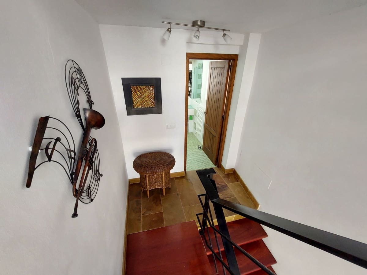 2 soveværelse Byhus til salg i Medina-Sidonia med swimmingpool - € 299.950 (Ref: 9800705)