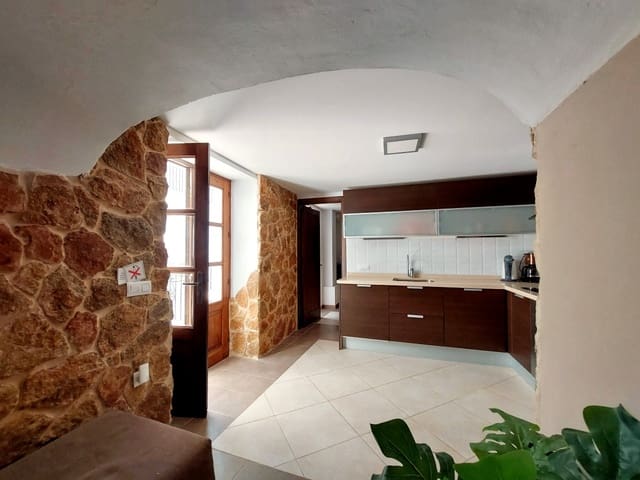 2 soveværelse Byhus til salg i Medina-Sidonia med swimmingpool - € 299.950 (Ref: 9800705)