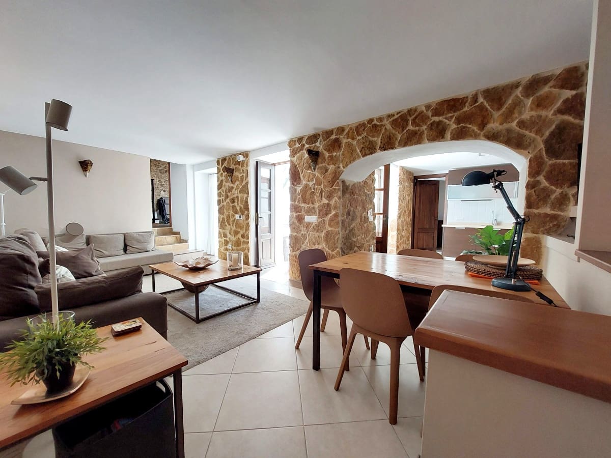 2 soveværelse Byhus til salg i Medina-Sidonia med swimmingpool - € 299.950 (Ref: 9800705)