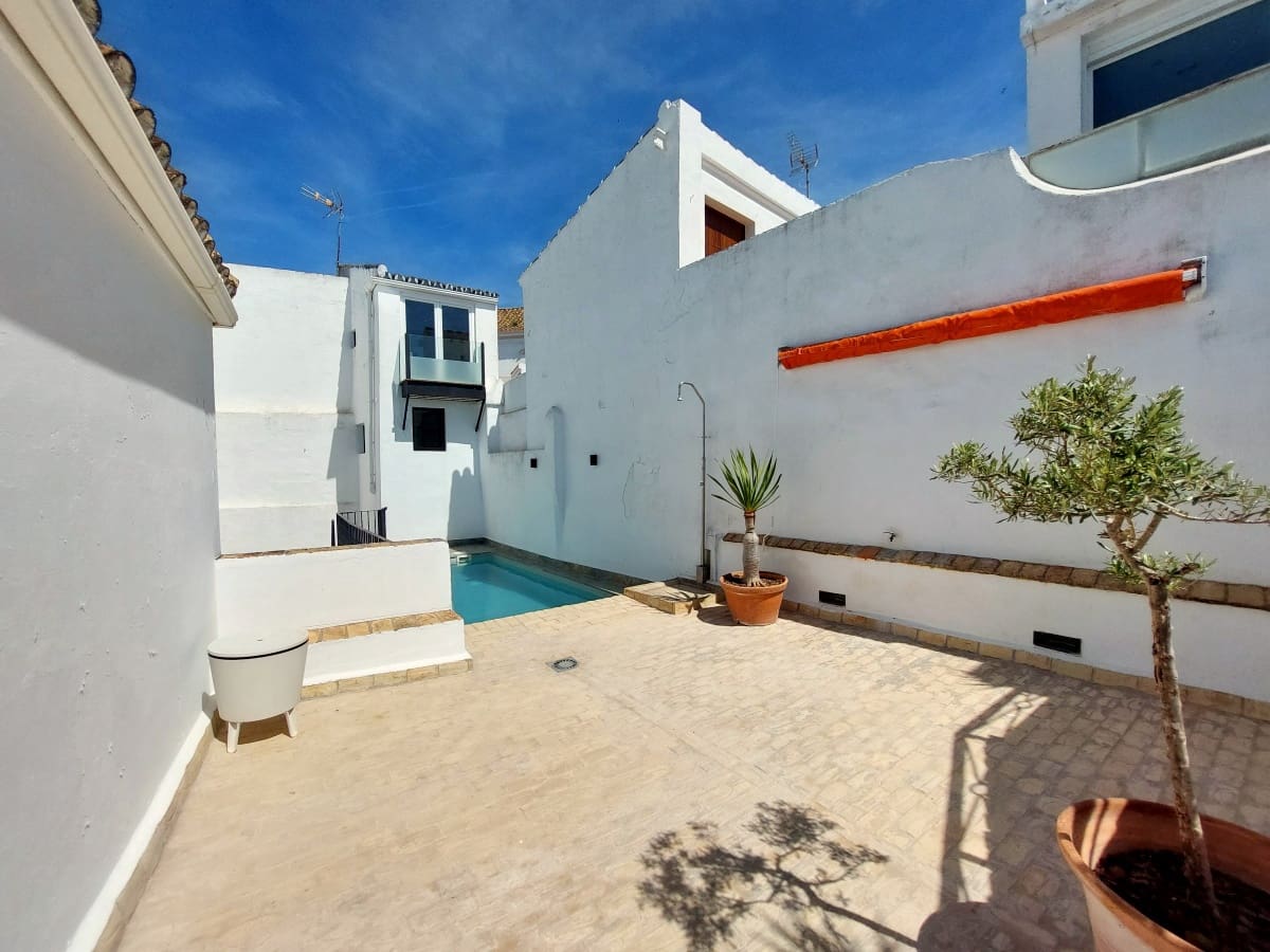 2 soveværelse Byhus til salg i Medina-Sidonia med swimmingpool - € 299.950 (Ref: 9800705)