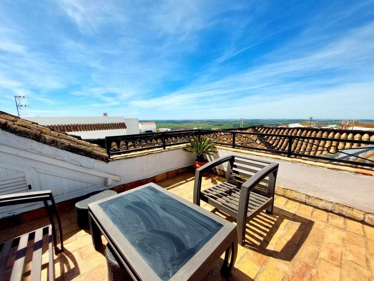 2 soveværelse Byhus til salg i Medina-Sidonia med swimmingpool - € 299.950 (Ref: 9800705)