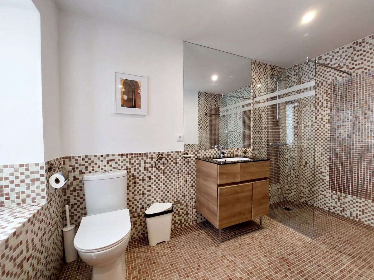 2 soveværelse Byhus til salg i Medina-Sidonia med swimmingpool - € 299.950 (Ref: 9800705)