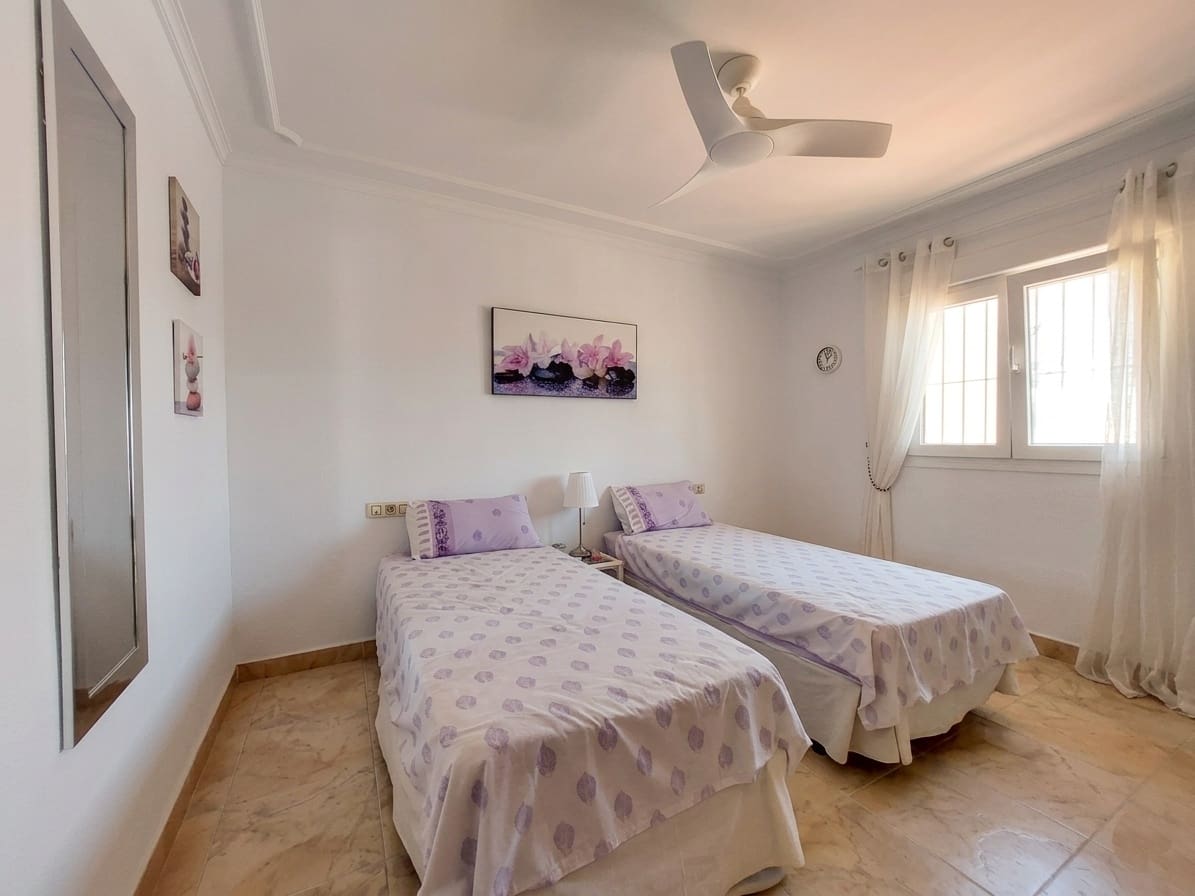 3 bedroom Townhouse for sale in Medina-Sidonia with garage - € 199,995 (Ref: 9877417)