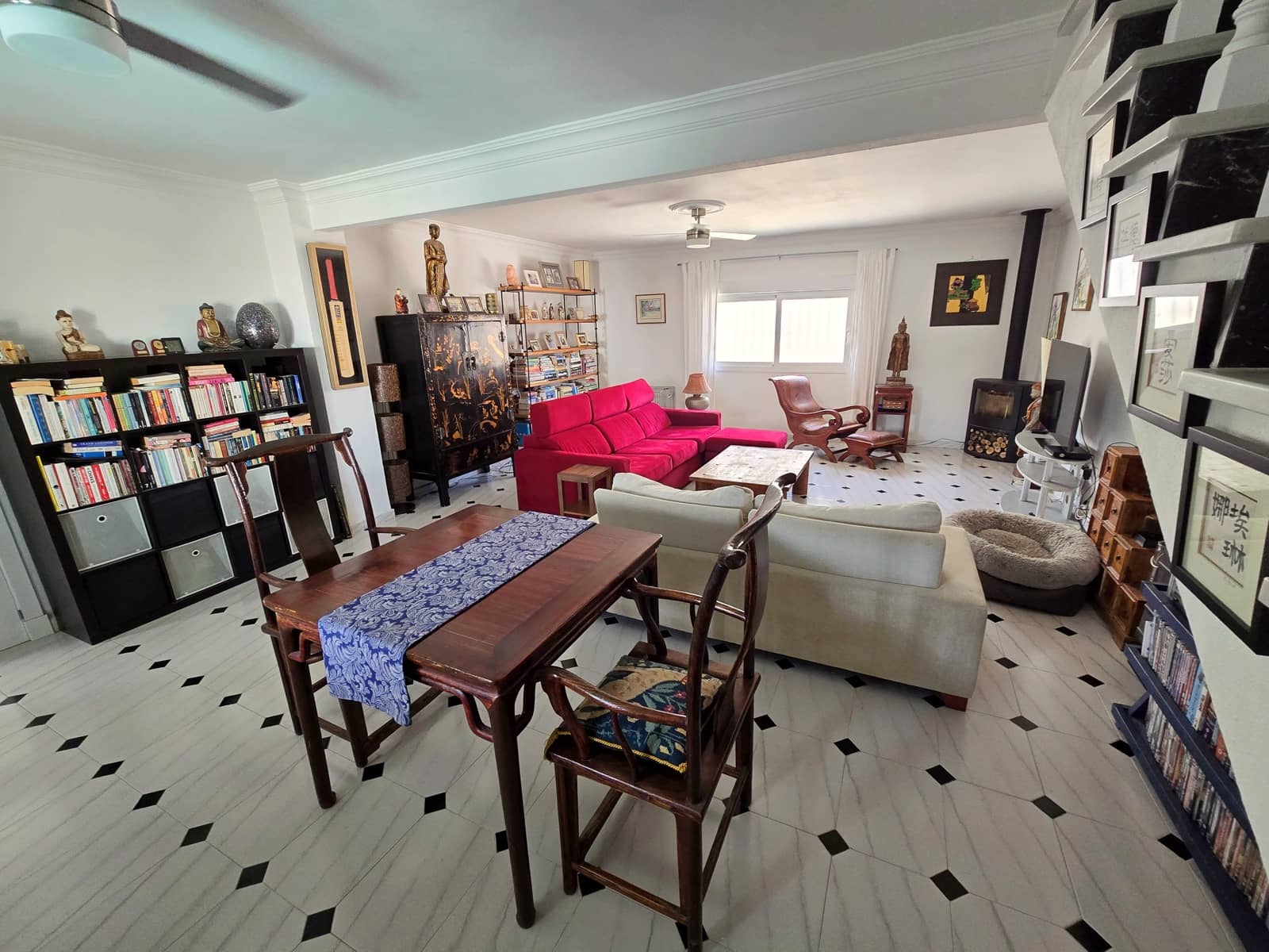 5 soverom Hus til salgs i Paterna de Rivera med svømmebasseng garasje - € 299 000 (Ref: 9932537)