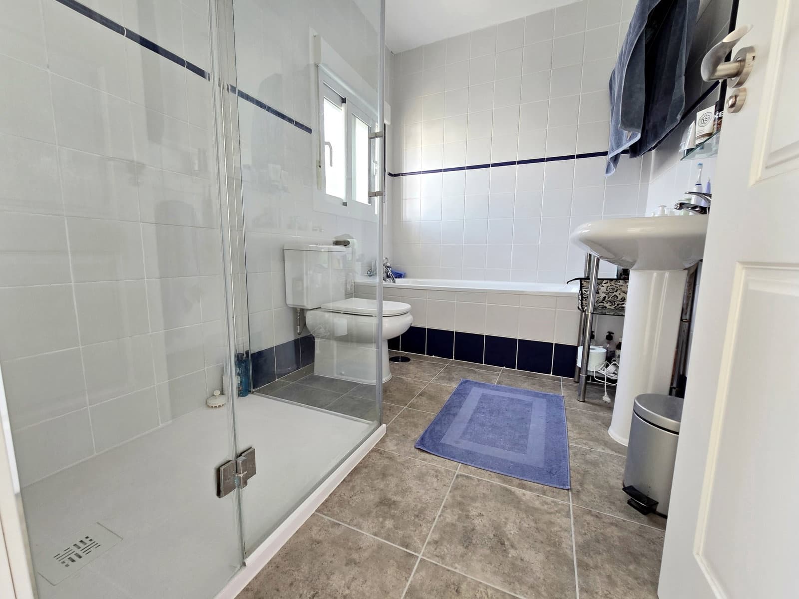 5 Zimmer Haus zu verkaufen in Paterna de Rivera mit Pool Garage - 279.000 € (Ref: 9932537)