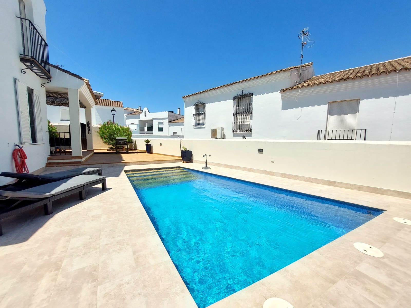 4 soverom Hus til salgs i Medina-Sidonia med svømmebasseng garasje - € 325 000 (Ref: 9950658)