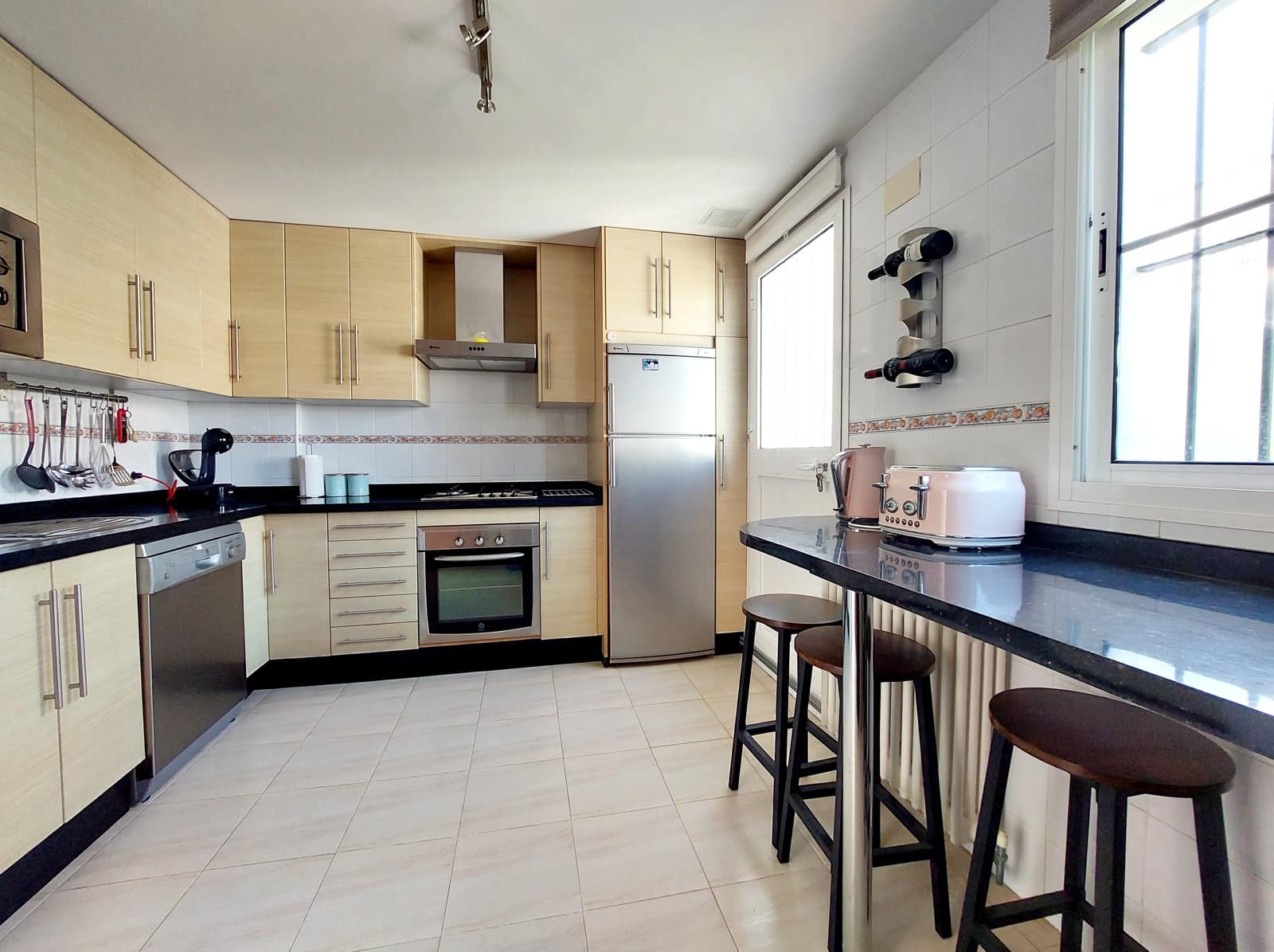 4 soverom Hus til salgs i Medina-Sidonia med svømmebasseng garasje - € 325 000 (Ref: 9950658)