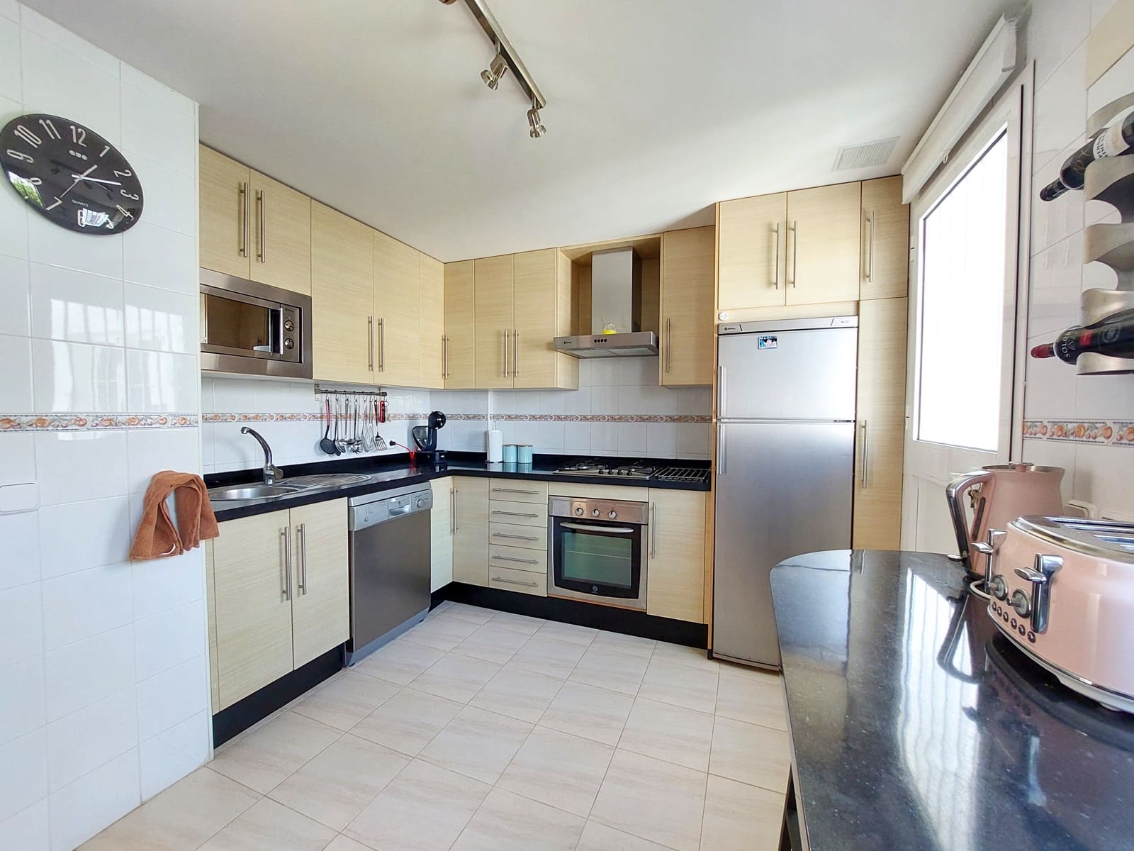 4 soverom Hus til salgs i Medina-Sidonia med svømmebasseng garasje - € 325 000 (Ref: 9950658)