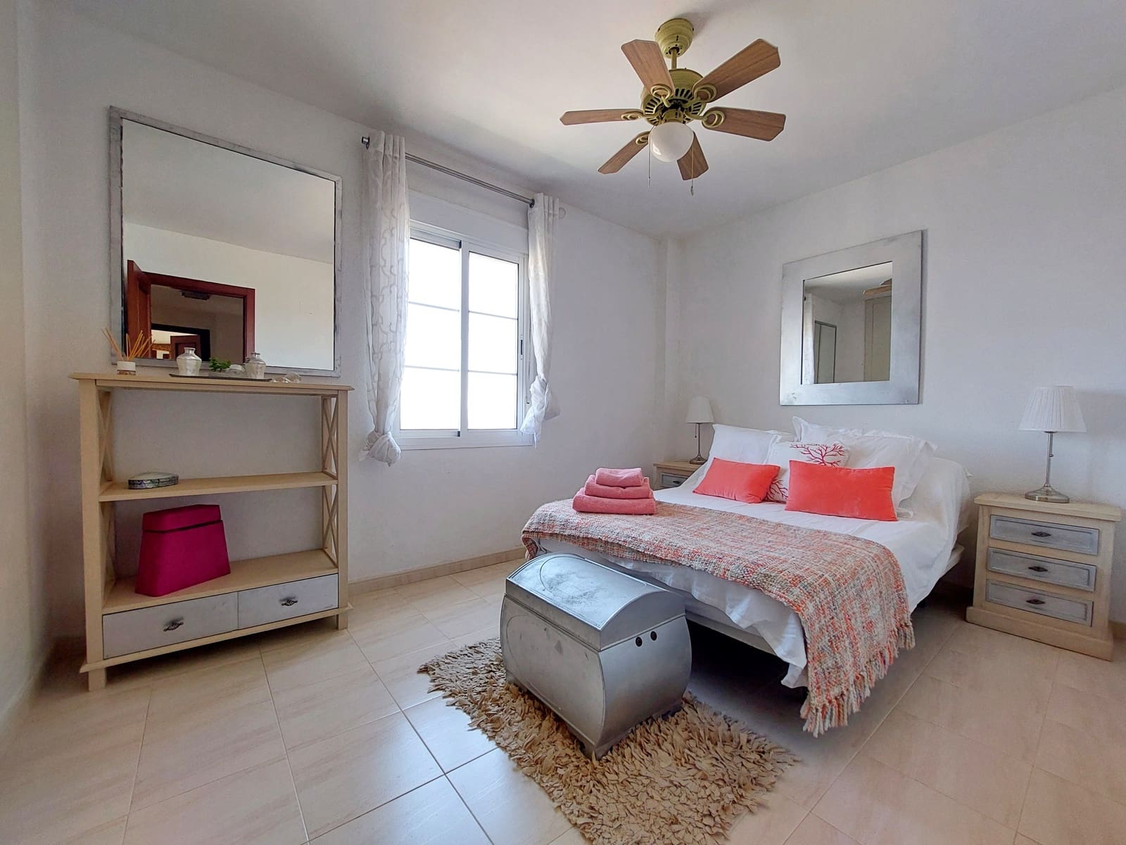 4 soverom Hus til salgs i Medina-Sidonia med svømmebasseng garasje - € 325 000 (Ref: 9950658)
