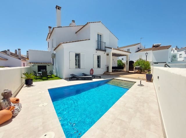 4 bedroom Townhouse for sale in Medina-Sidonia with pool garage - € 325,000 (Ref: 9950658)
