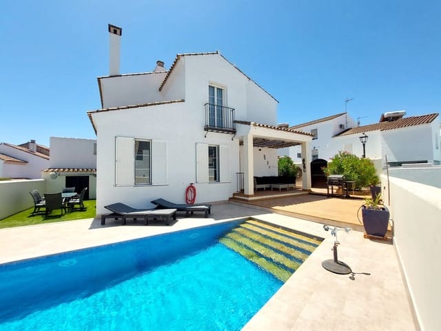 4 bedroom Townhouse for sale in Medina-Sidonia with pool garage - € 325,000 (Ref: 9950658)