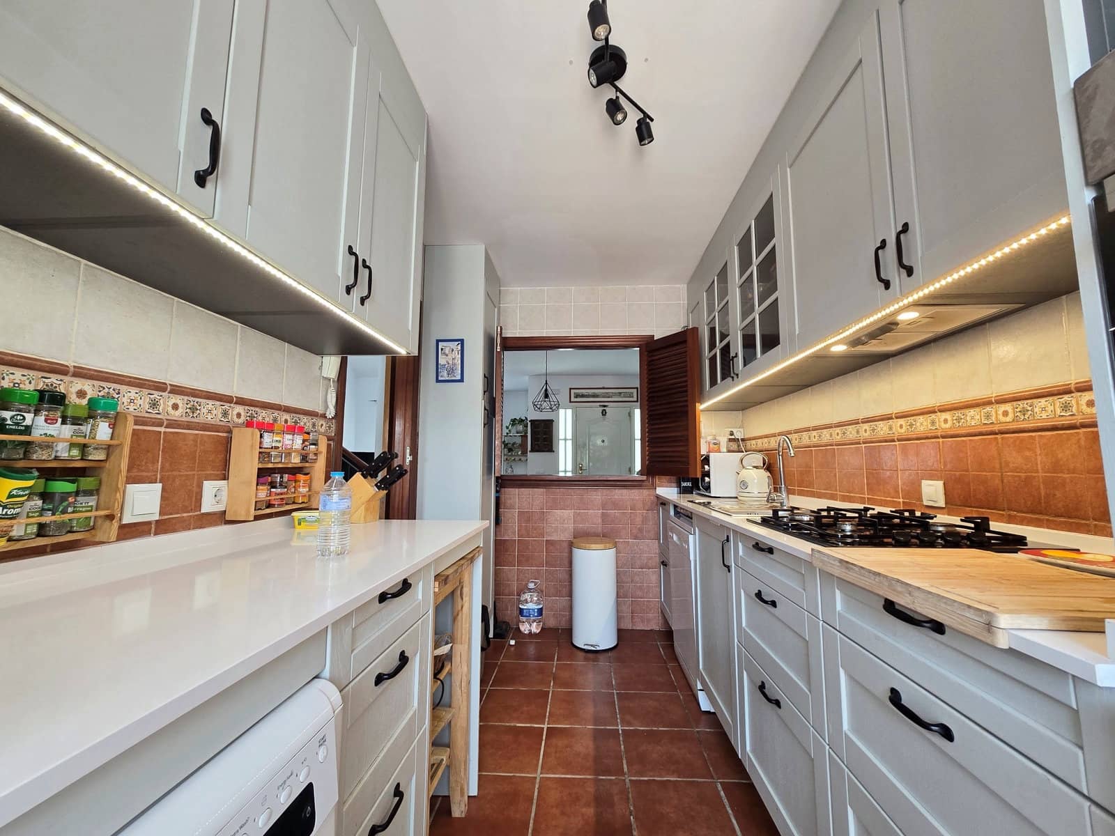 3 slaapkamer Huis te koop in Benalup met zwembad garage - € 199.995 (Ref: 9981600)