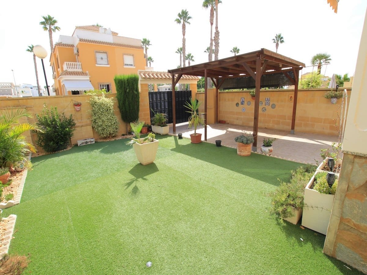 3 soverom Hus til salgs i Ciudad Quesada - € 239 950 (Ref: 10012289)