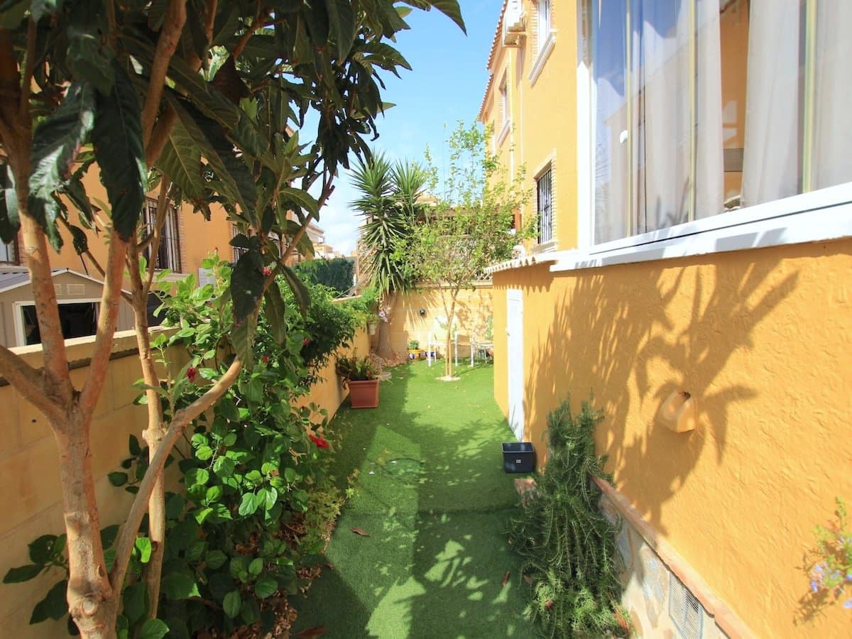3 soverom Hus til salgs i Ciudad Quesada - € 239 950 (Ref: 10012289)