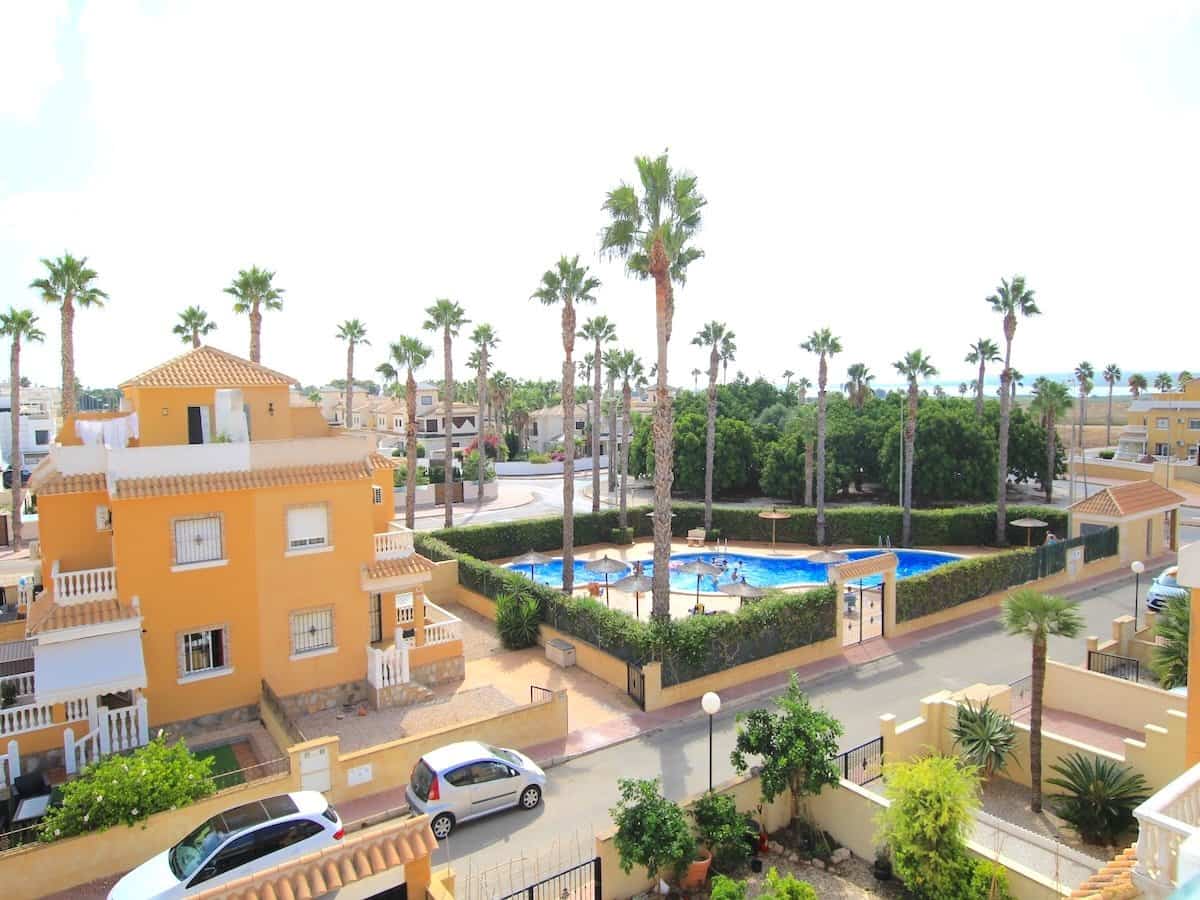 3 soverom Hus til salgs i Ciudad Quesada - € 239 950 (Ref: 10012289)