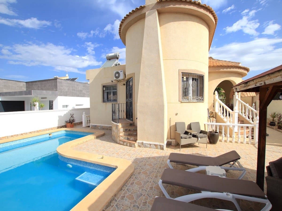 3 chambre Villa/Maison à vendre à Benimar avec piscine - 349 000 € (Ref: 10039255)
