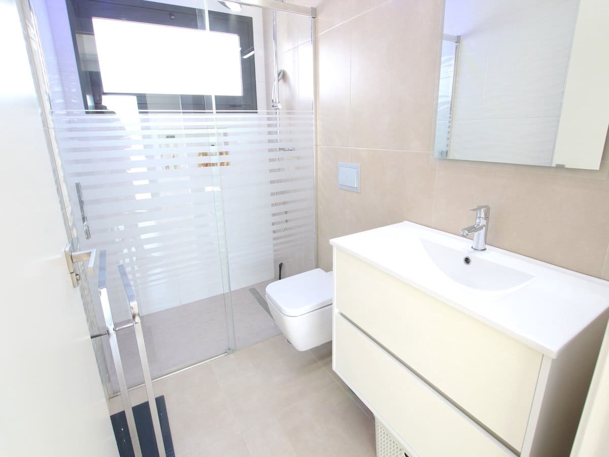 3 bedroom Villa for sale in Benijofar with pool - € 389,000 (Ref: 10045881)