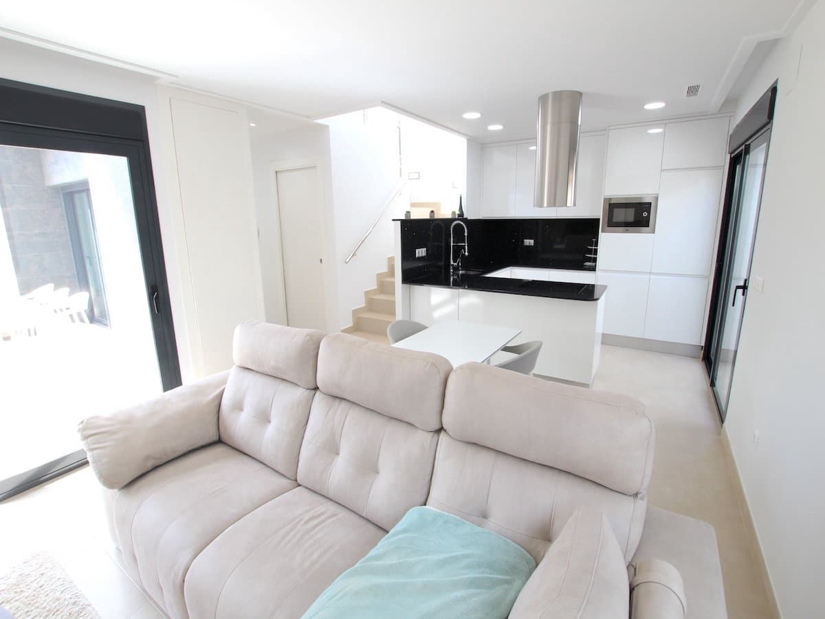 3 bedroom Villa for sale in Benijofar with pool - € 389,000 (Ref: 10045881)