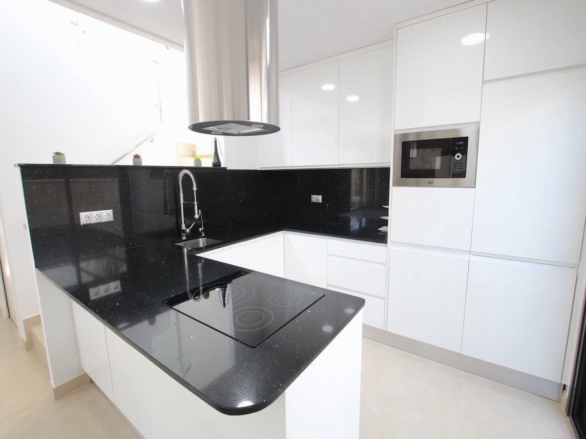 3 bedroom Villa for sale in Benijofar with pool - € 389,000 (Ref: 10045881)