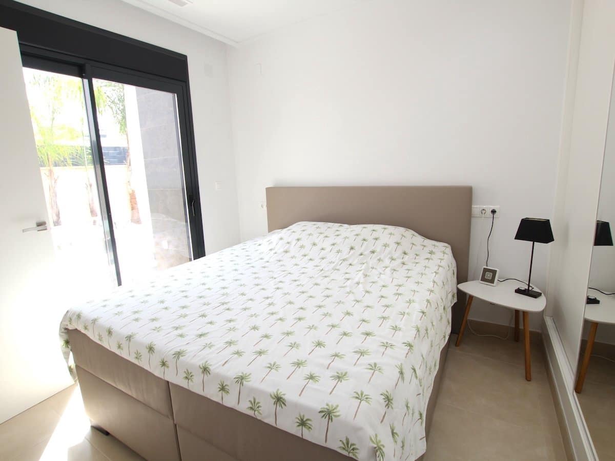 3 bedroom Villa for sale in Benijofar with pool - € 389,000 (Ref: 10045881)