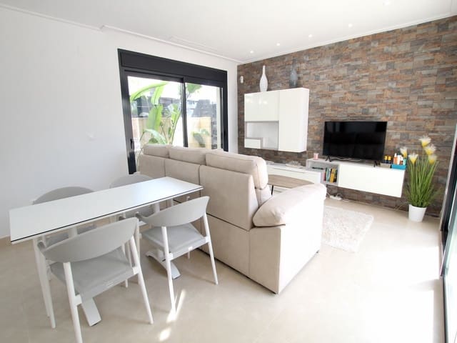 Chalet de 3 habitaciones en Benijófar en venta con piscina - 389.000 € (Ref: 10045881)