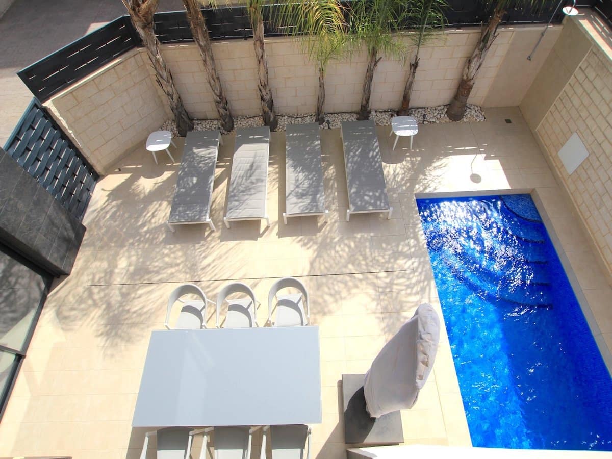 3 bedroom Villa for sale in Benijofar with pool - € 389,000 (Ref: 10045881)