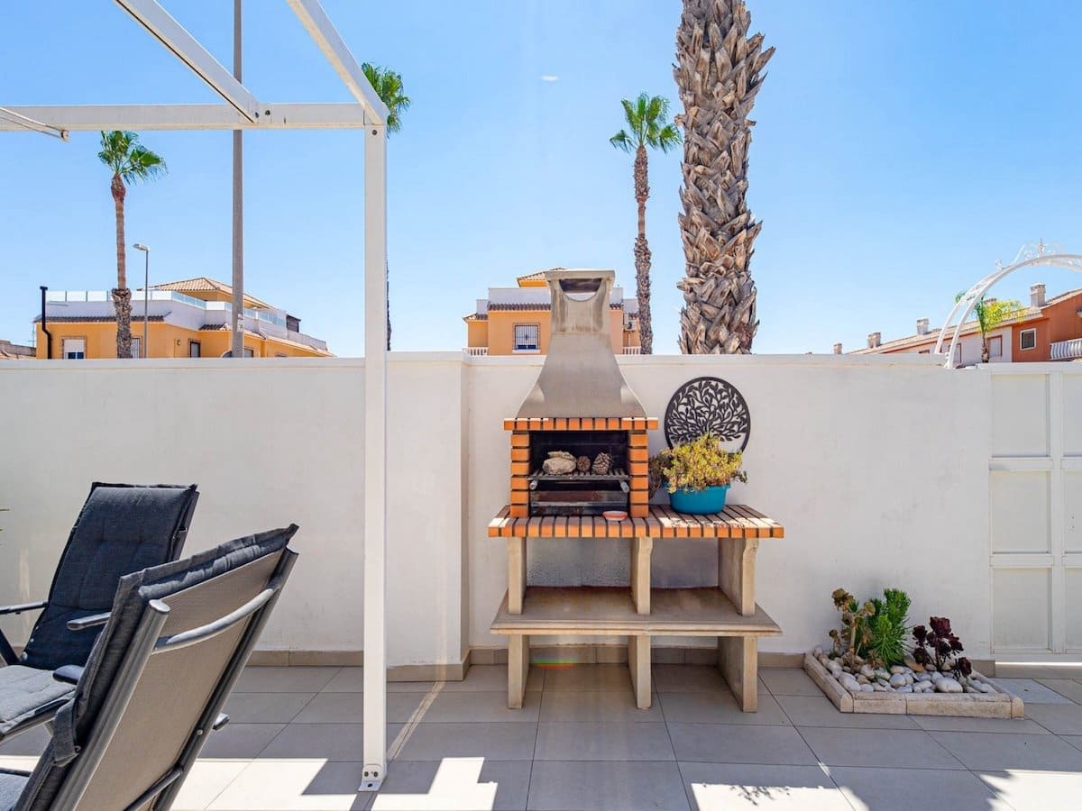 3 bedroom Townhouse for sale in Ciudad Quesada - € 285,000 (Ref: 10051921)