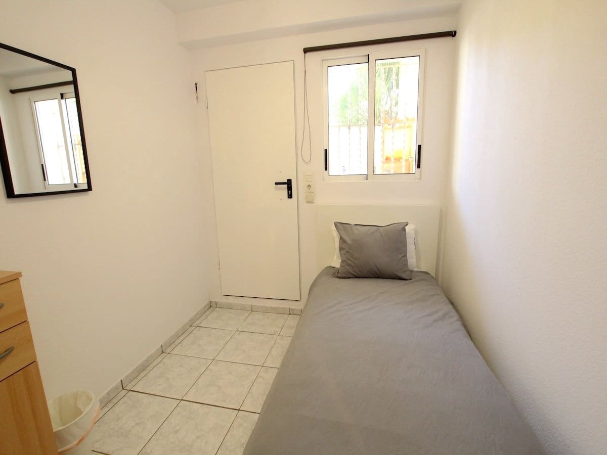 Chalet de 3 habitaciones en Benimar en venta - 275.000 € (Ref: 10052013)