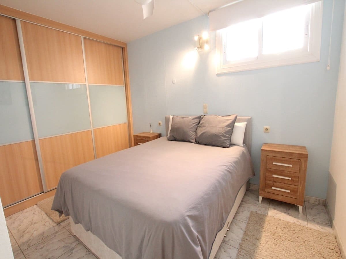 Chalet de 3 habitaciones en Benimar en venta - 275.000 € (Ref: 10052013)