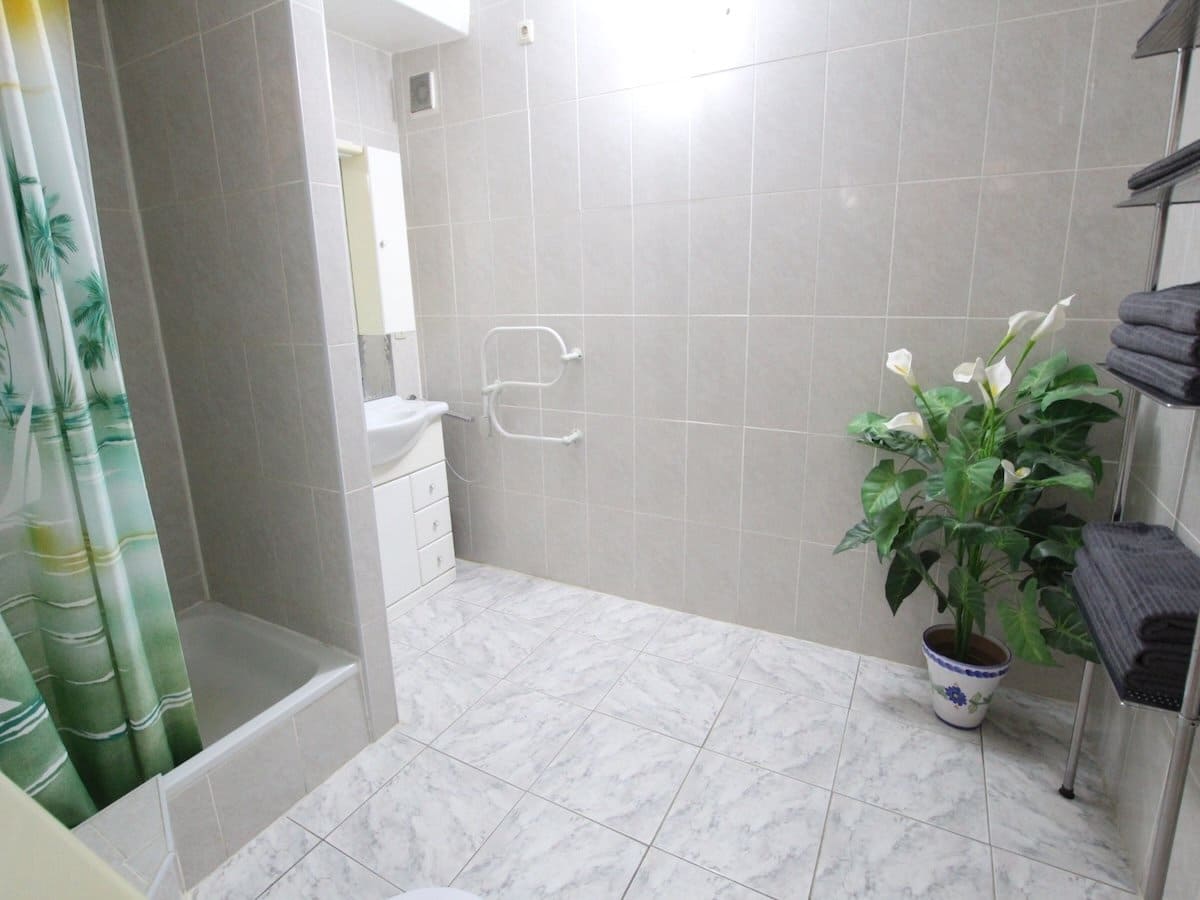 Chalet de 3 habitaciones en Benimar en venta - 275.000 € (Ref: 10052013)