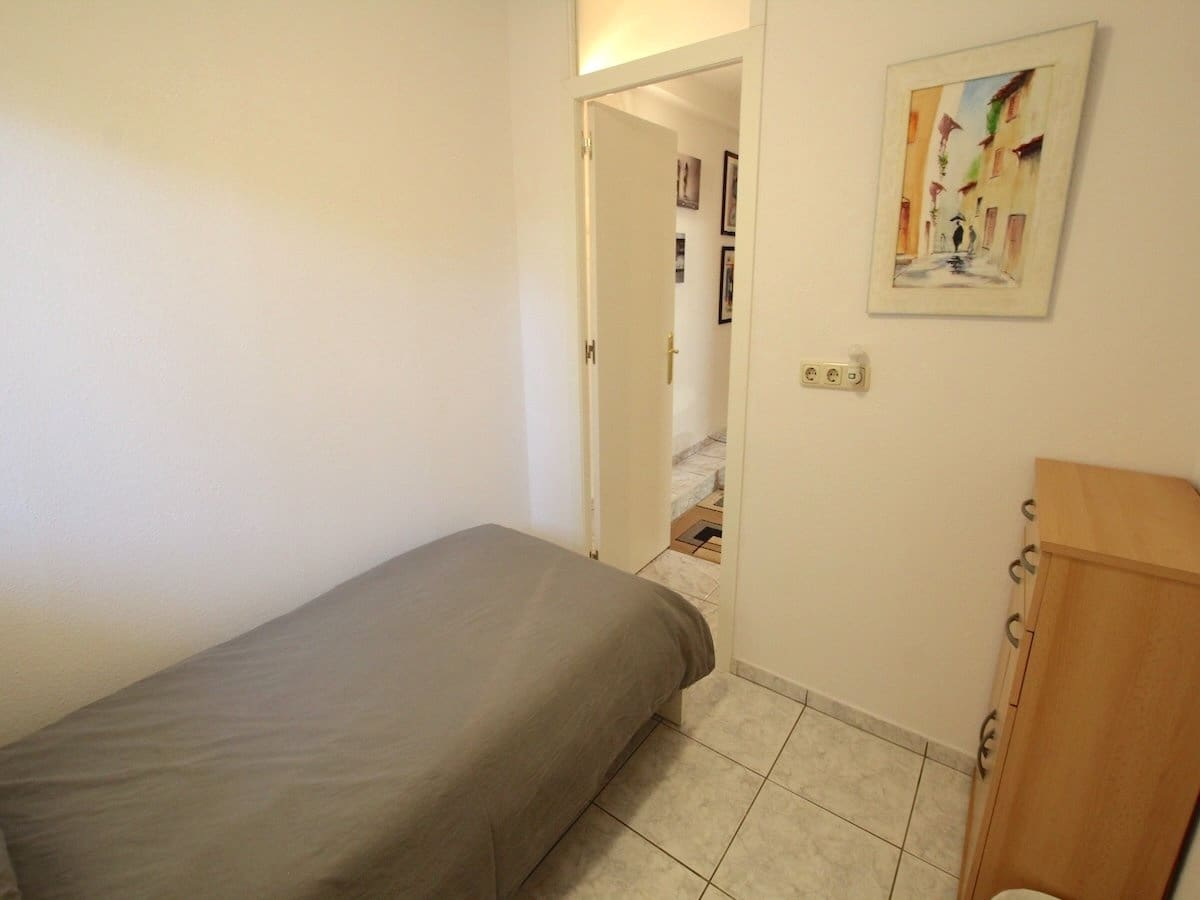 Chalet de 3 habitaciones en Benimar en venta - 275.000 € (Ref: 10052013)