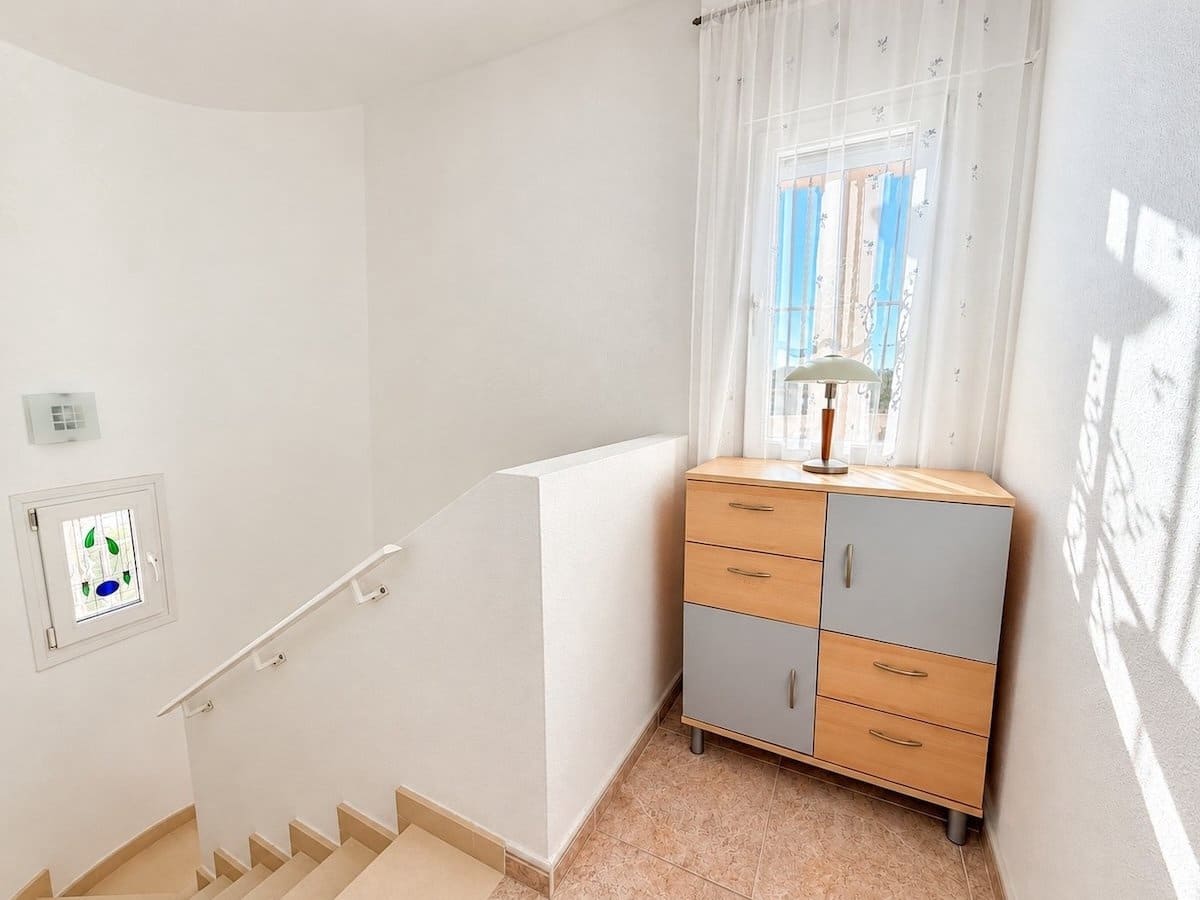 4 soveværelse Villa til salg i La Marina med swimmingpool - € 375.000 (Ref: 10057211)