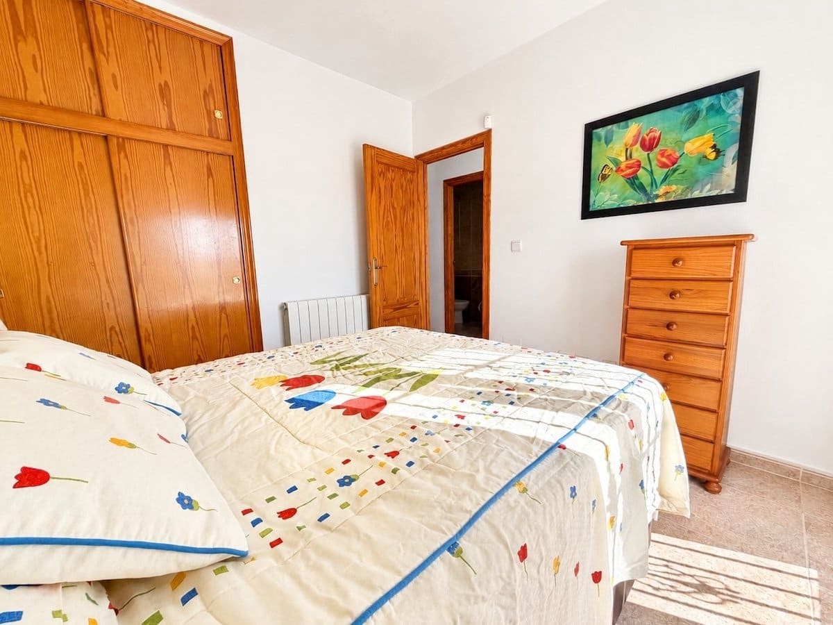 4 soveværelse Villa til salg i La Marina med swimmingpool - € 375.000 (Ref: 10057211)