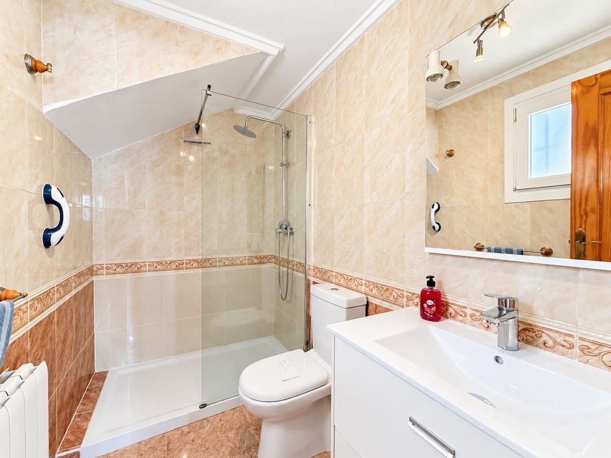 4 soveværelse Villa til salg i La Marina med swimmingpool - € 375.000 (Ref: 10057211)