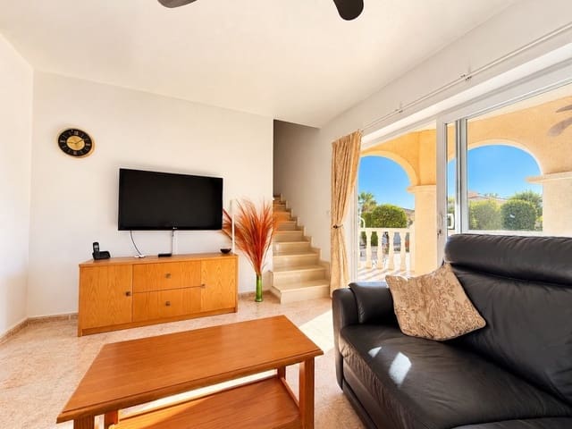 4 soveværelse Villa til salg i La Marina, Elche / Elx med swimmingpool - € 375.000 (Ref: 10057211)
