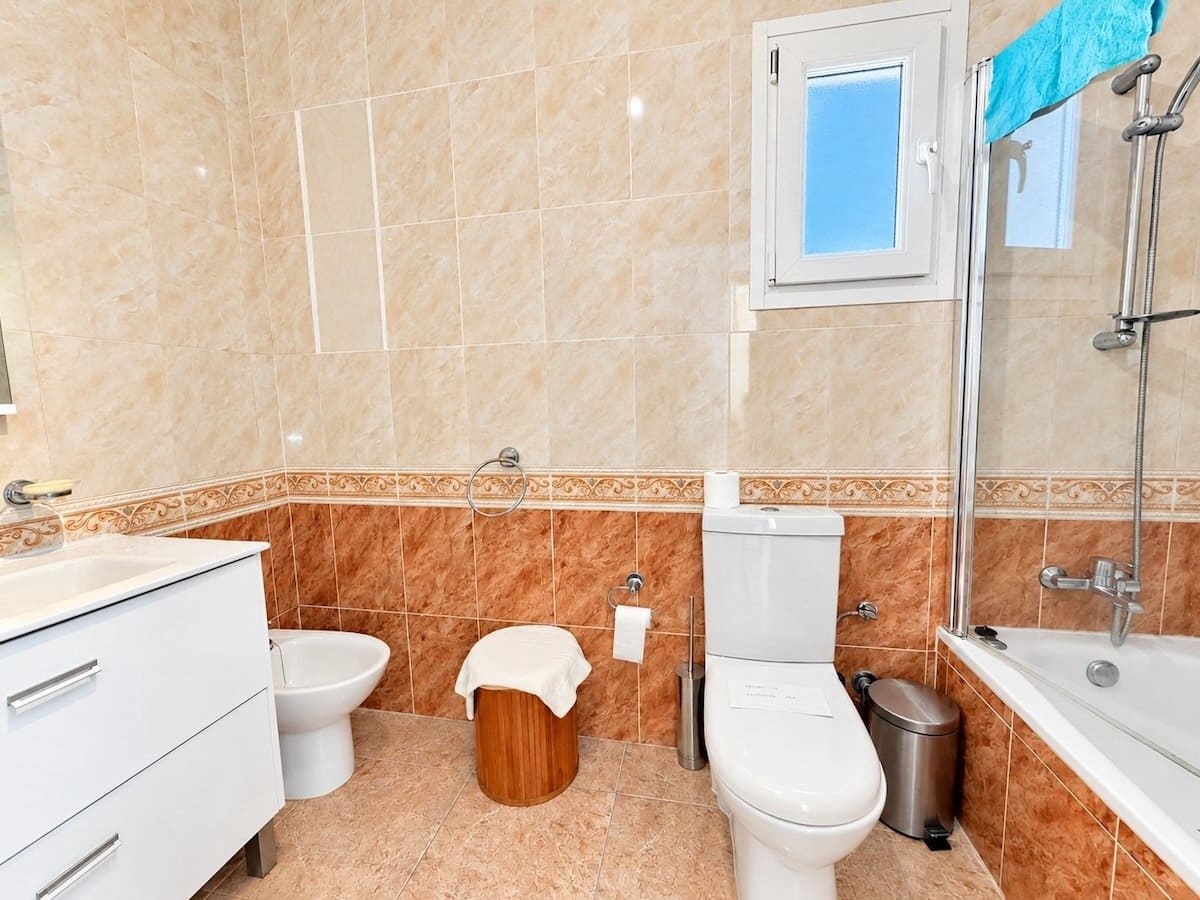 4 soveværelse Villa til salg i La Marina med swimmingpool - € 375.000 (Ref: 10057211)