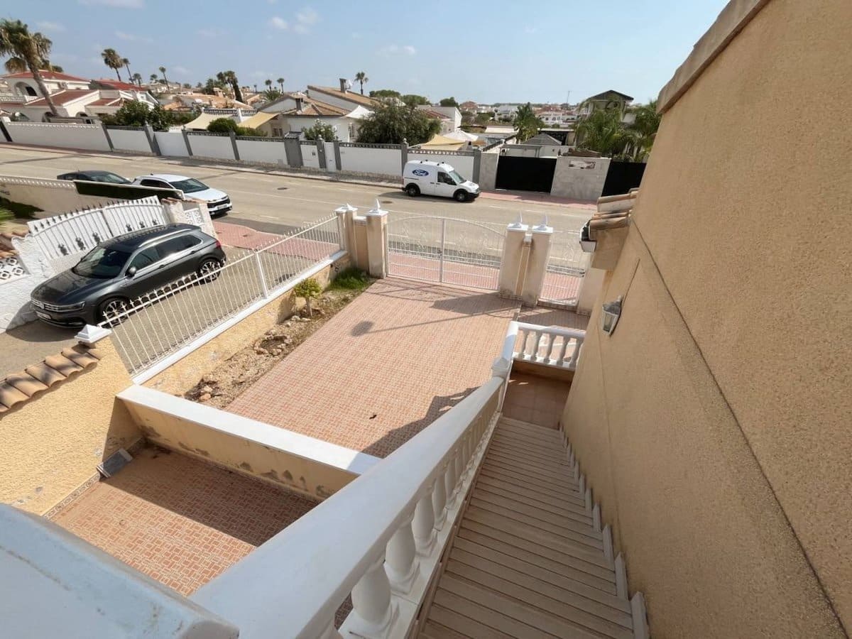 2 chambre Villa/Maison à vendre à Ciudad Quesada - 249 000 € (Ref: 10065169)