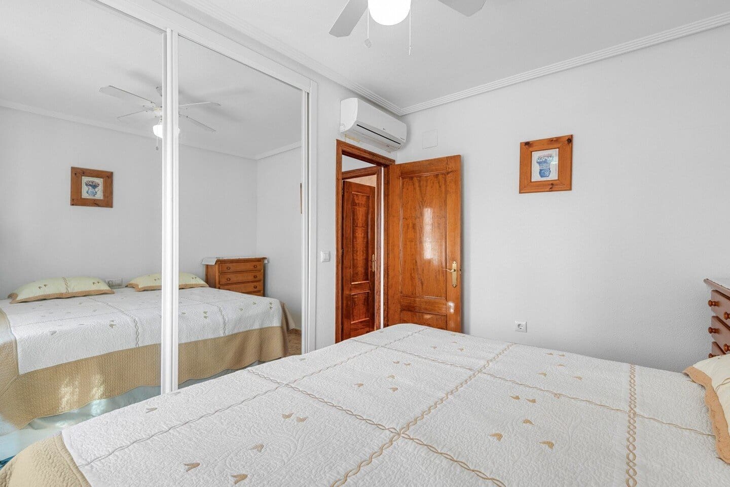 3 sovrum Villa till salu i El Raso - 290 000 € (Ref: 10073068)